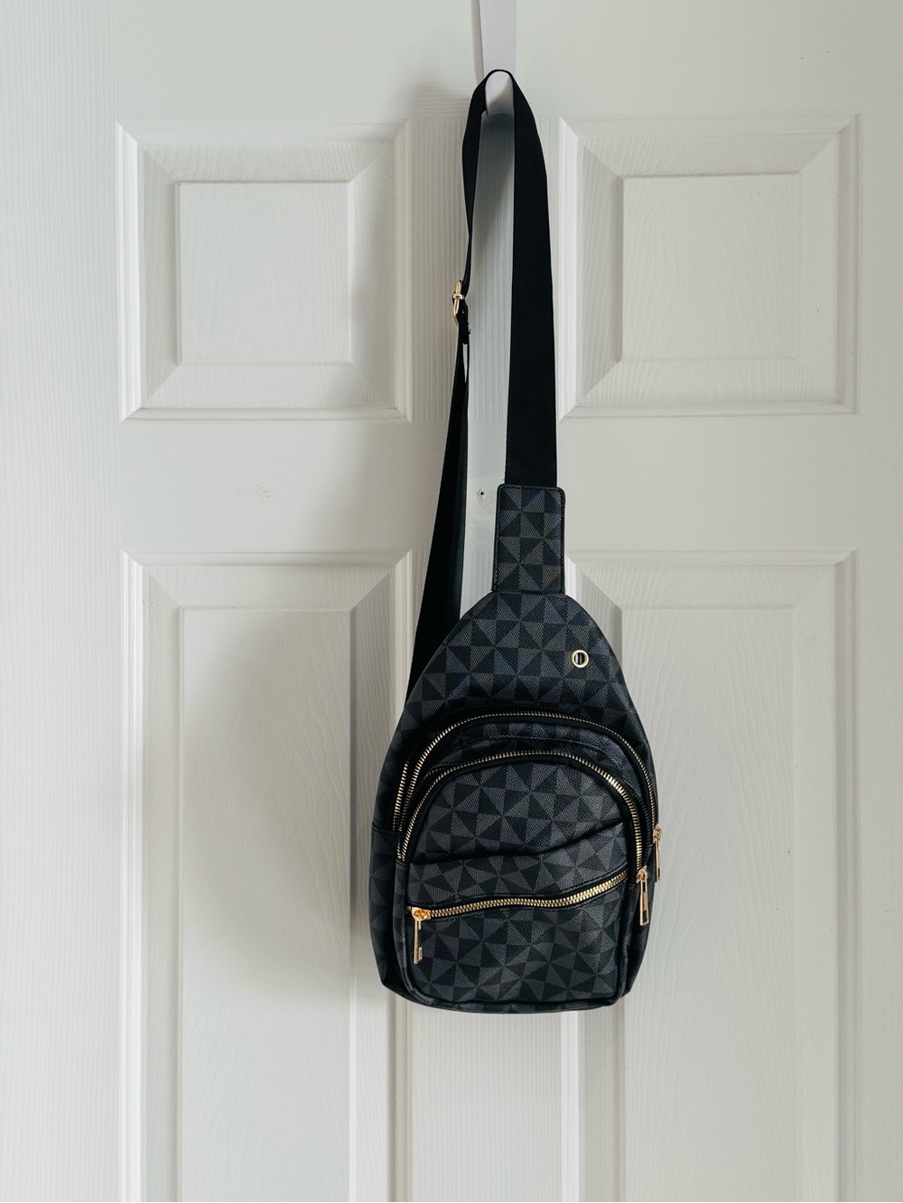 Black Geometric Crossbody Sling Bag NWOT